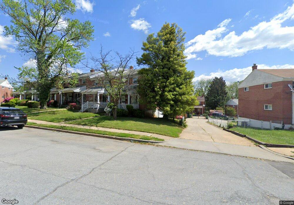 523 Brisbane Rd, Baltimore, MD 21229 - photo 1