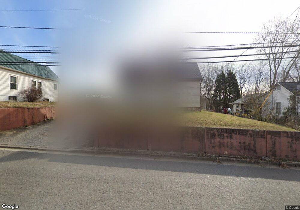 2108 E Unaka Ave, Johnson City, TN 37601 - photo 1