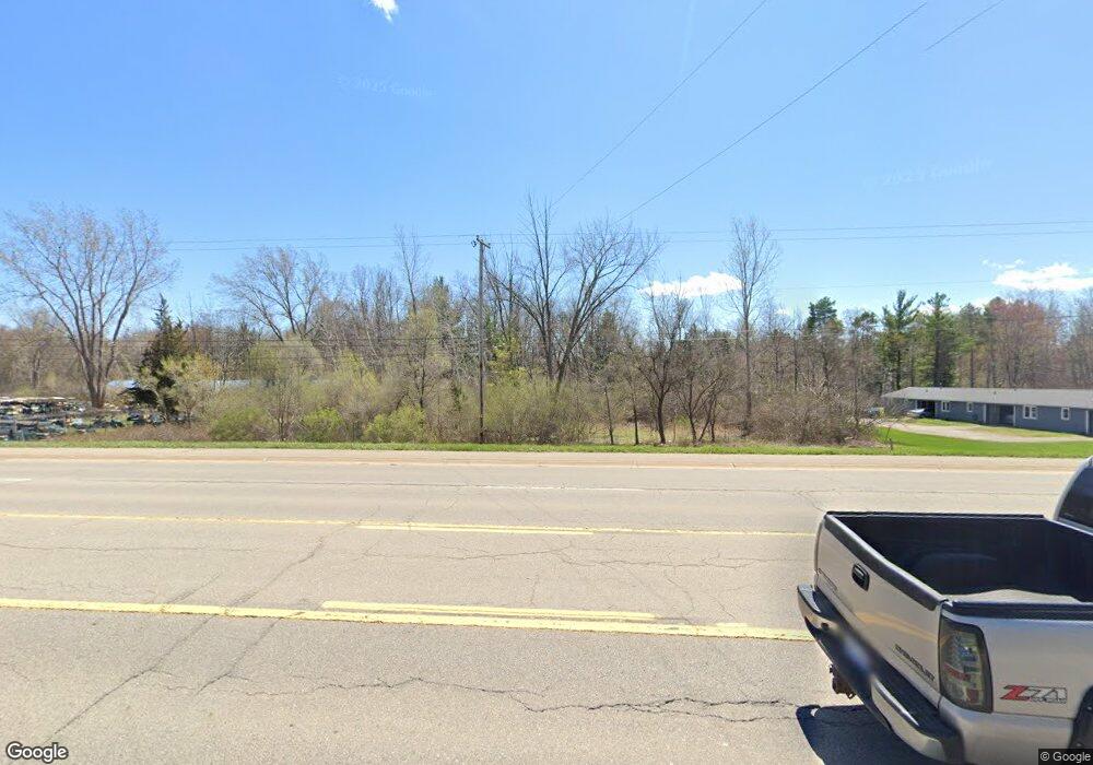 4705 Isabella St, Midland, MI 48640 - photo 1