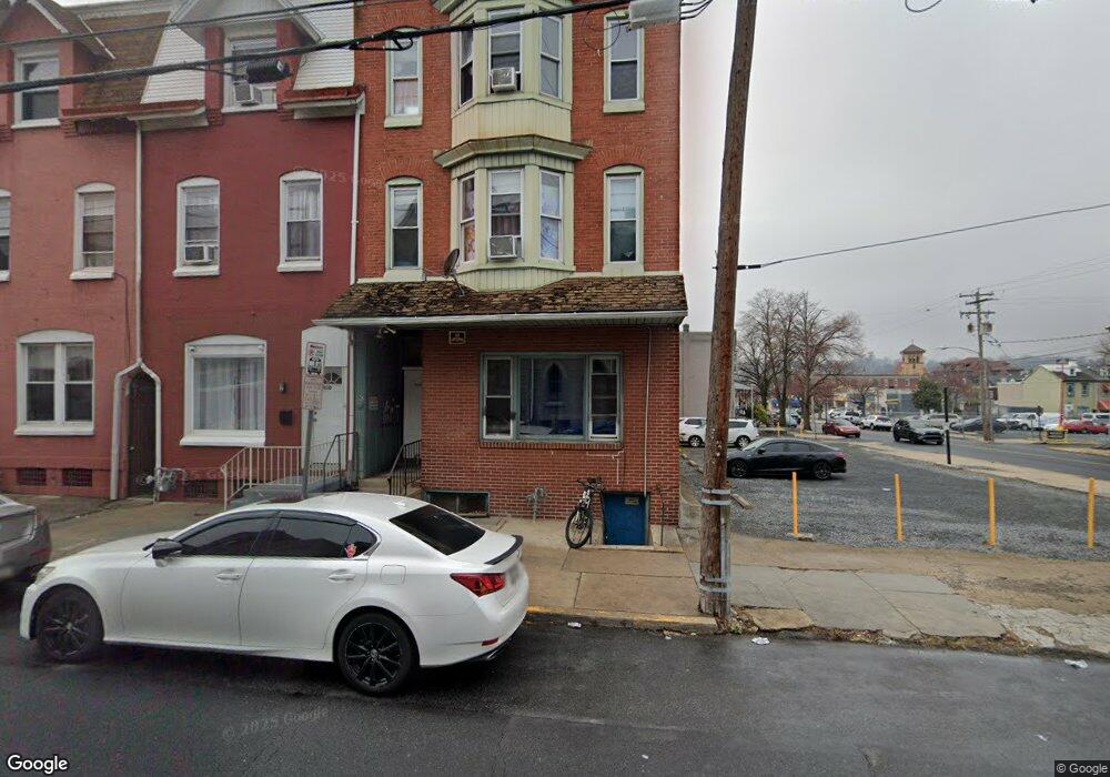 952 N 10th St, Reading, PA 19604 - photo 1