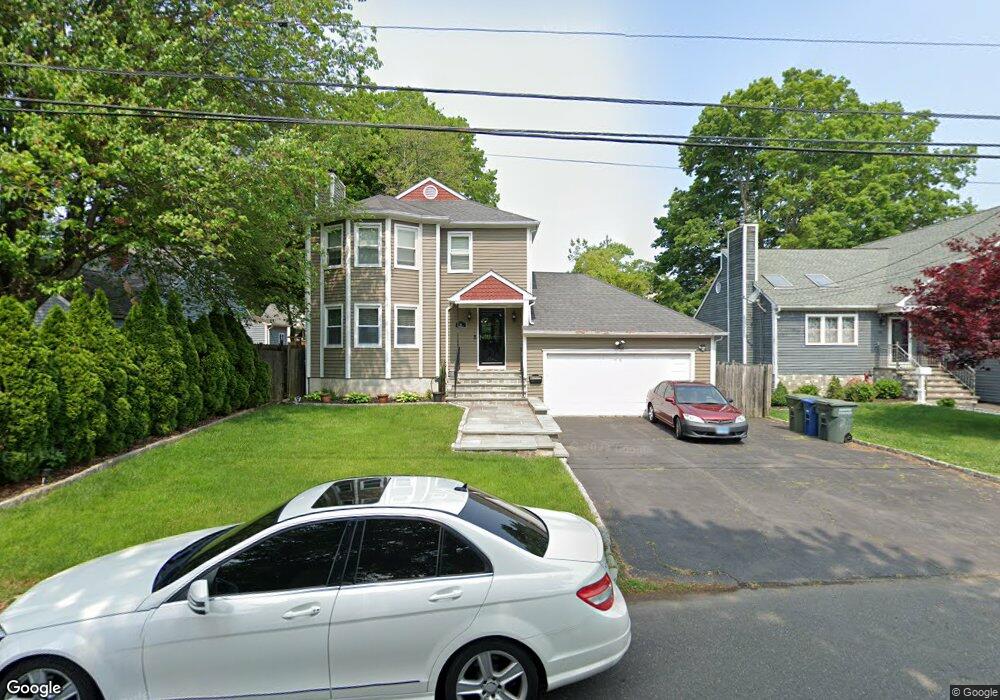 75 Hooker Rd, Bridgeport, CT 06610 - photo 1