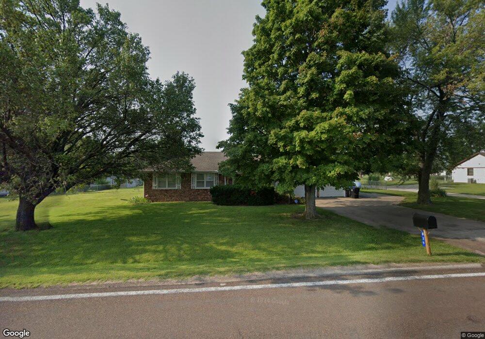 839 SW 93rd St, Wakarusa, KS 66546 - photo 1