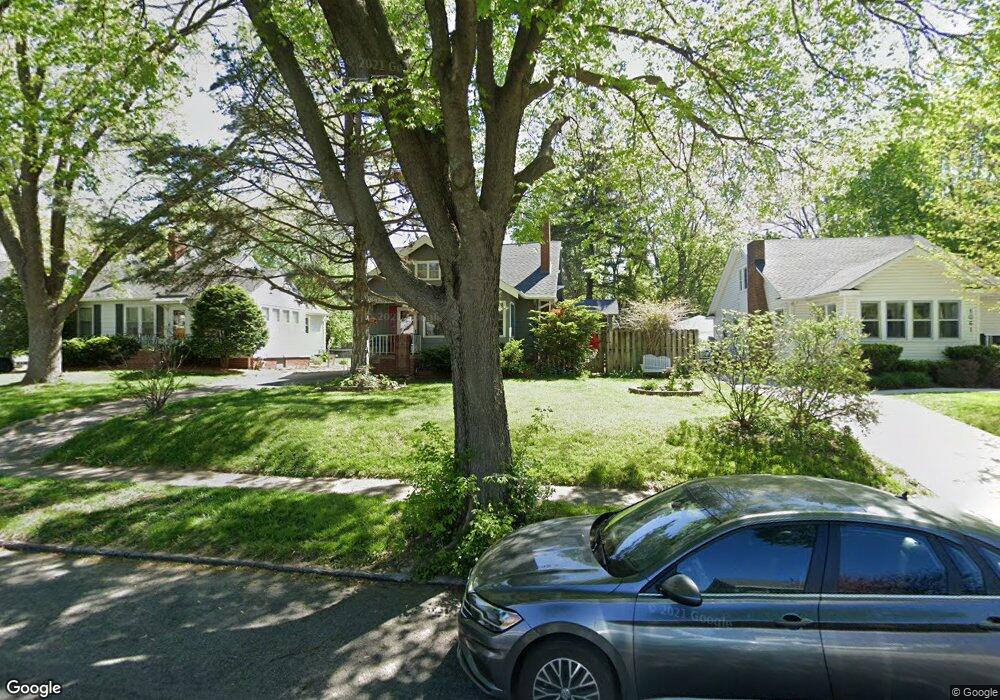 1067 46th St, Des Moines, IA 50311 - photo 1