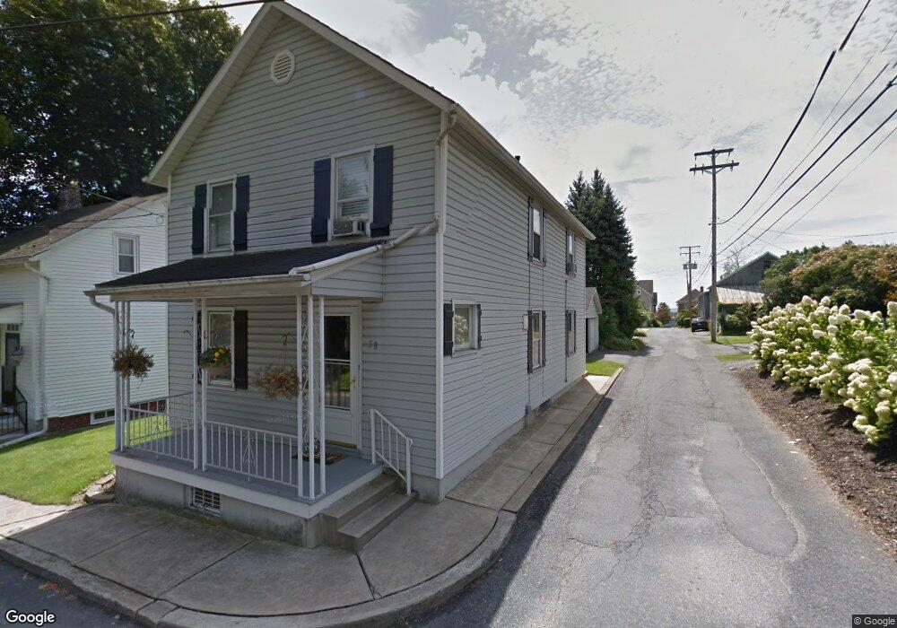 38 E Walnut St, Nazareth, PA 18064 - photo 1