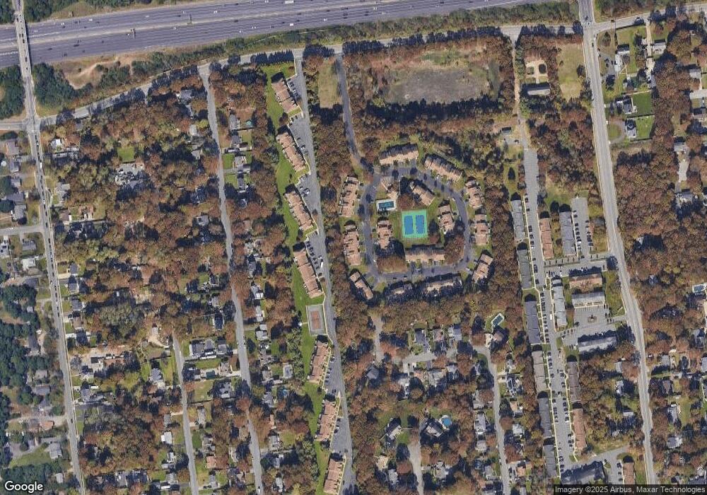 10 Timber Ridge Dr, Holtsville, NY 11742 - photo 1