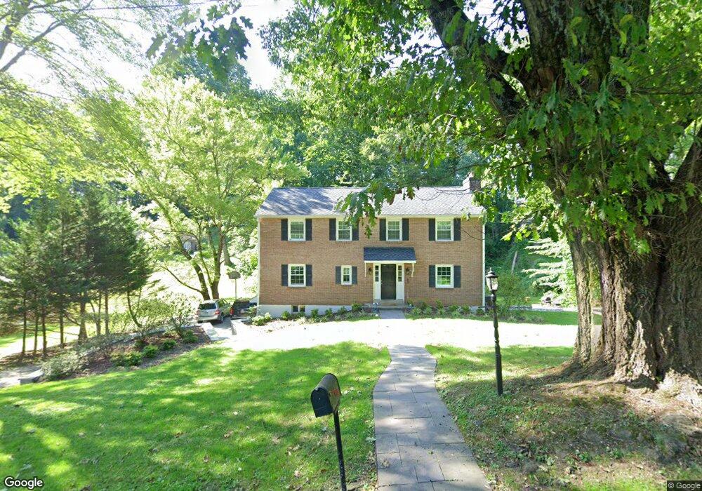 720 Winchester Rd, Broomall, PA 19008 - photo 1