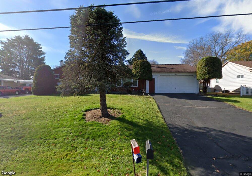 108 Idetown Rd, Dallas, PA 18612 - photo 1