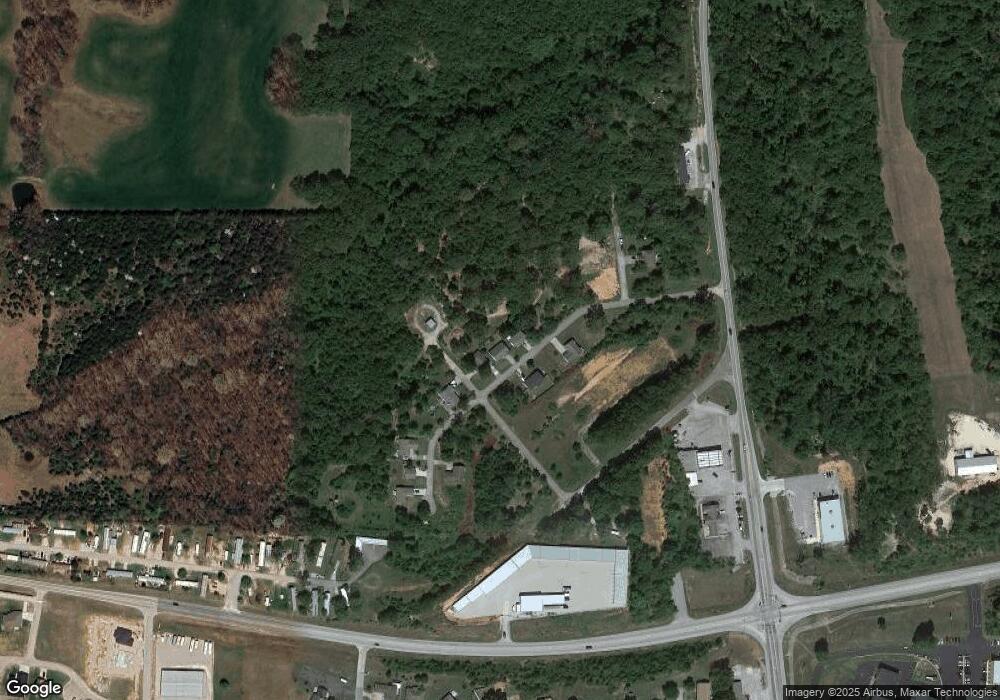 137 Rainbow Hill Ln, Reeds Spring, MO 65737 - photo 1