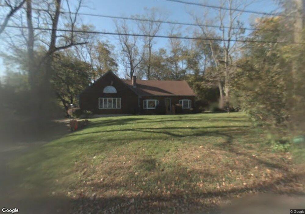 4 Pillsbury St, Georgetown, MA 01833 - photo 1