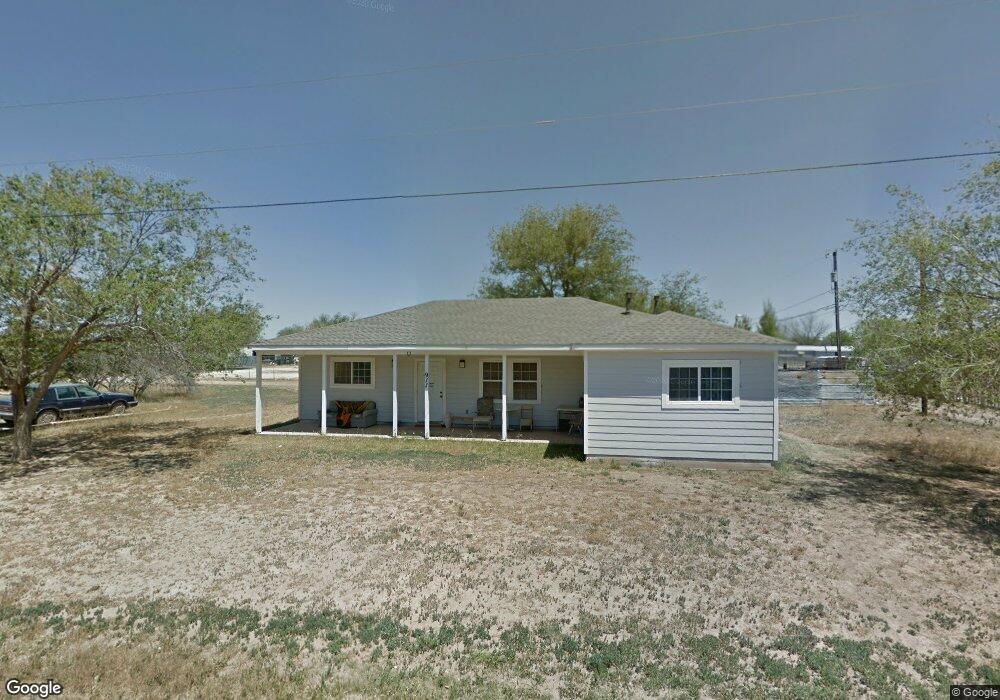 911 E 28th St, Plainview, TX 79072 - photo 1