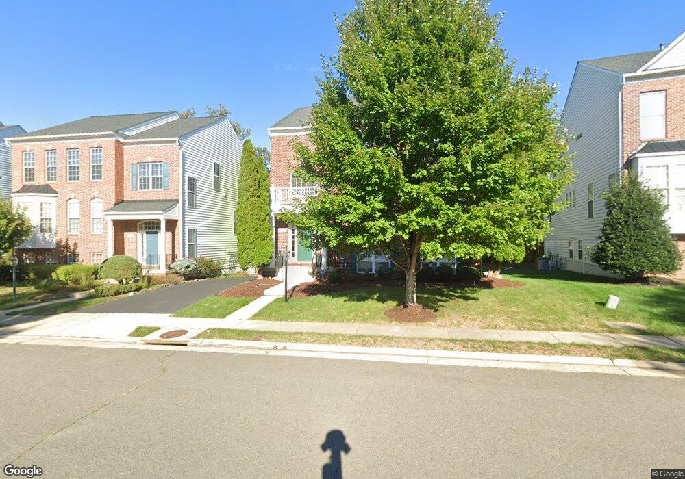 4971 Marshall Crown Rd, Centreville, VA 20120 - photo 1