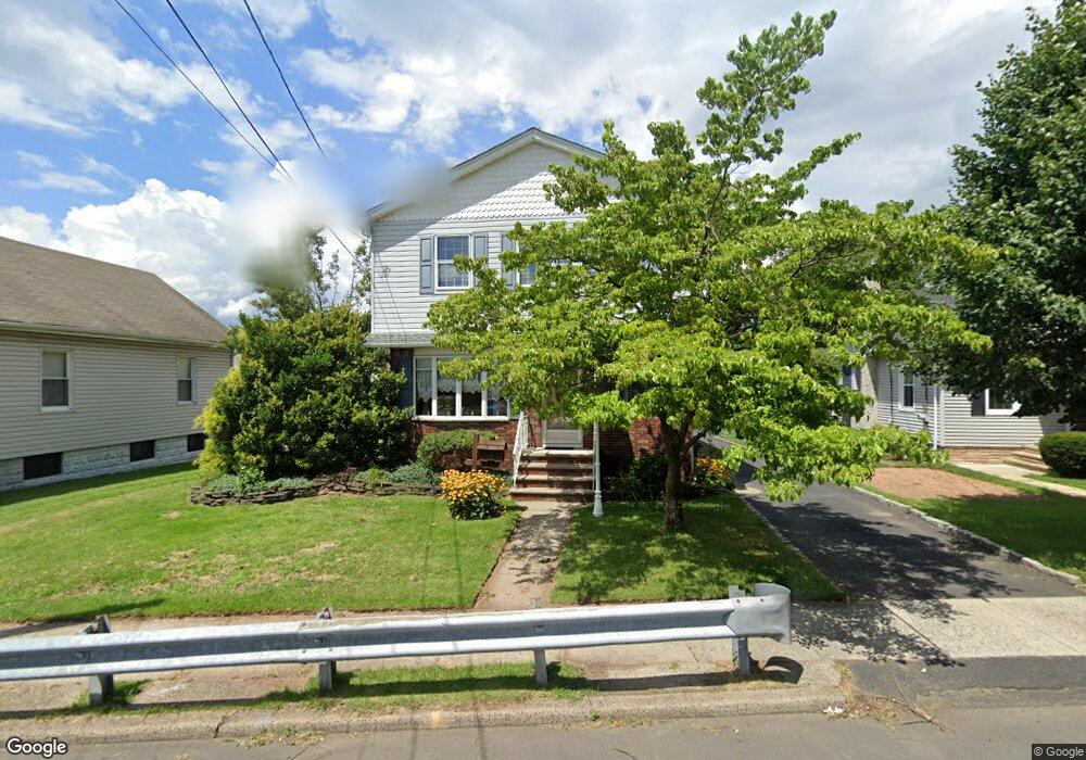 70 Raritan Rd, Linden, NJ 07036 - photo 1