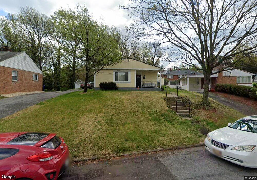 5618 Woodland Dr, Oxon Hill, MD 20745 - photo 1