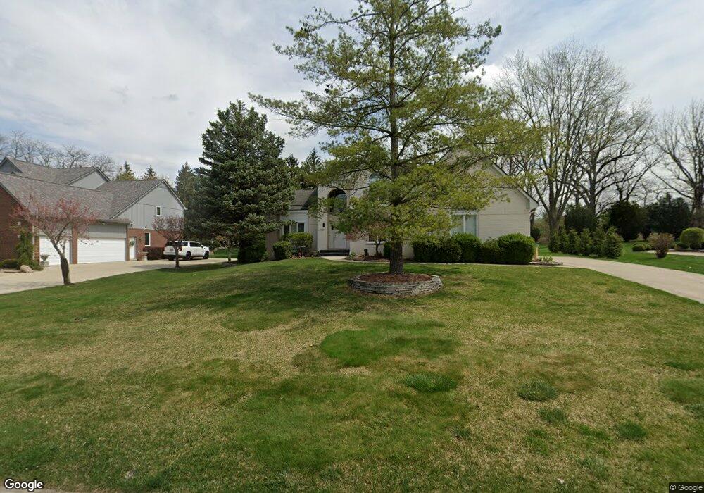1799 Hickory Bark Ln, Bloomfield Hills, MI 48304 - photo 1