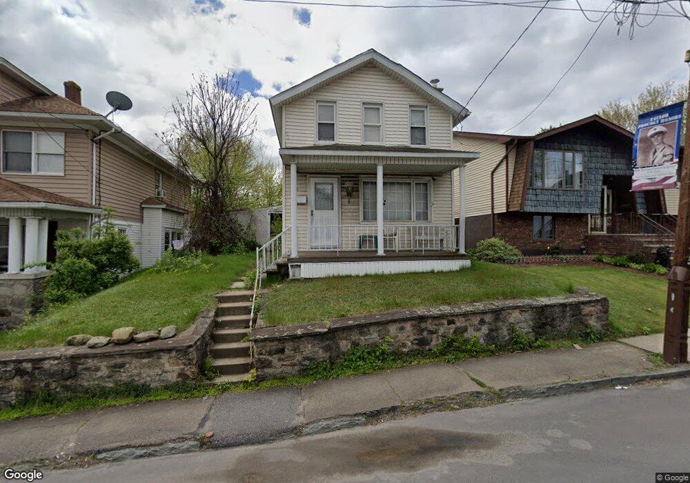 215 Union St, Taylor, PA 18517 - photo 1