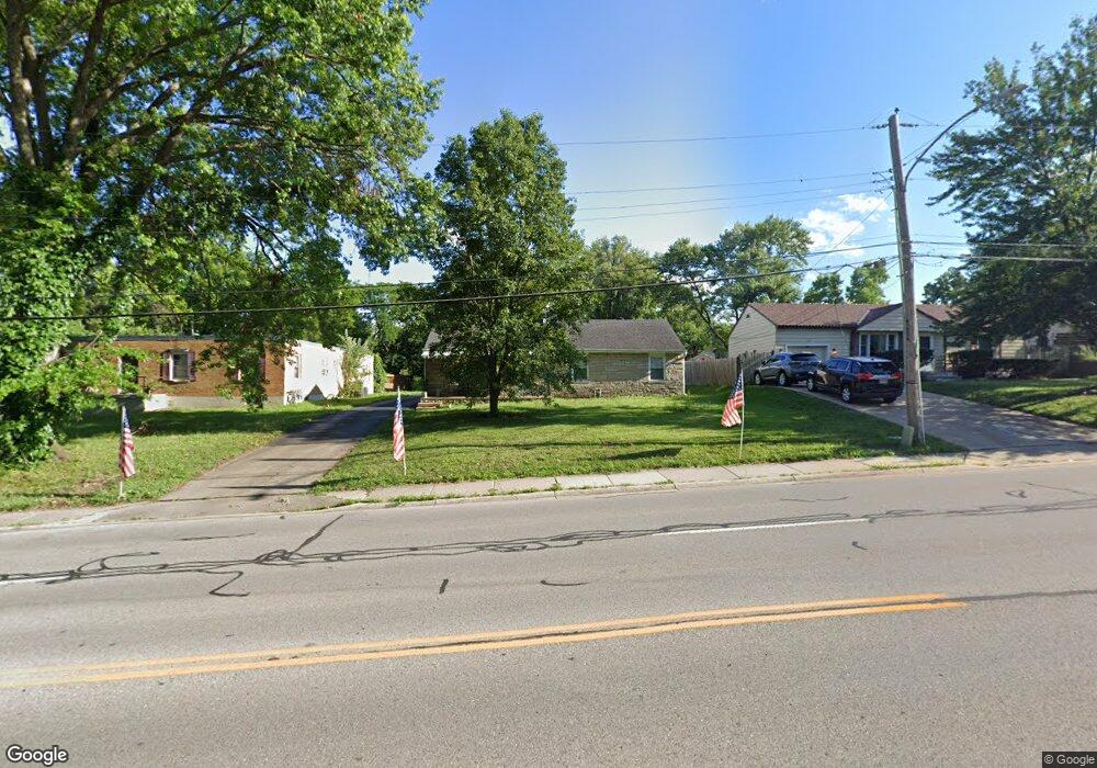 12415 Johnson Dr, Shawnee, KS 66216 - photo 1