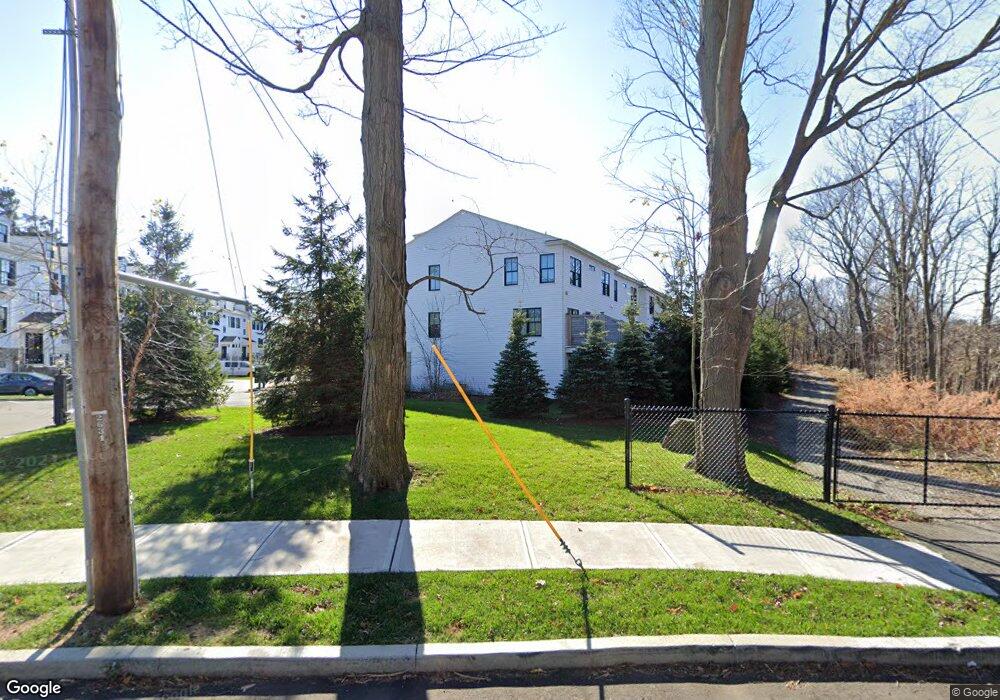 403 Village at Southport unit 302, Fairfield, CT 06890 - photo 1