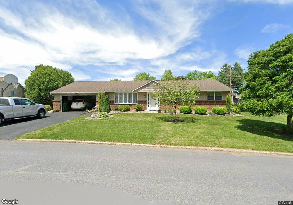 2153 Wisteria Rd, Macungie, PA 18062 - photo 1