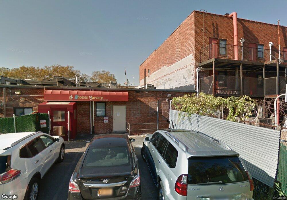 7511 Main St, Flushing, NY 11367 - photo 1