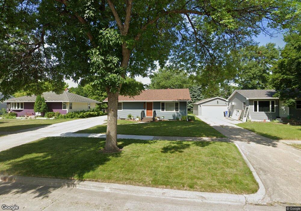 1721 15th St S, Fargo, ND 58103 - photo 1
