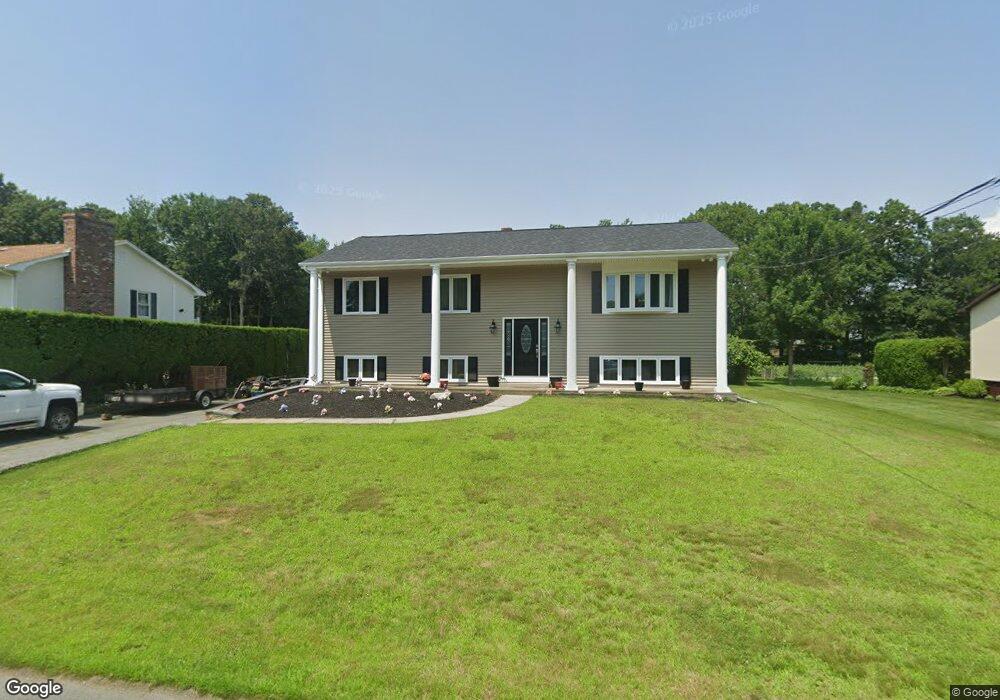 274 W Mccabe St, North Dartmouth, MA 02747 - photo 1