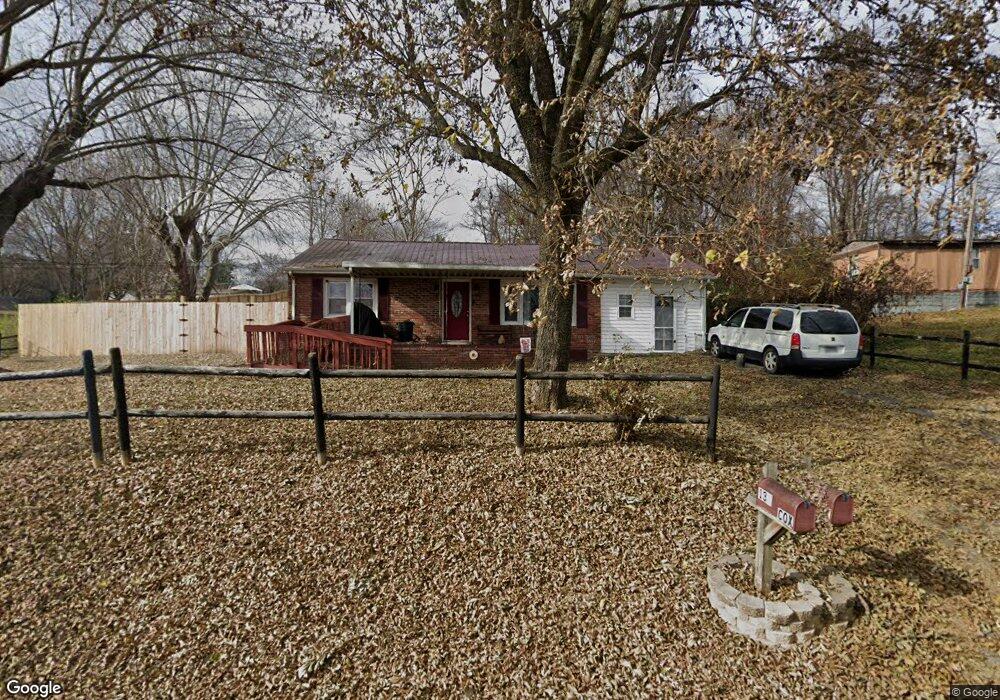 131 Spring Dr, Johnson City, TN 37601 - photo 1