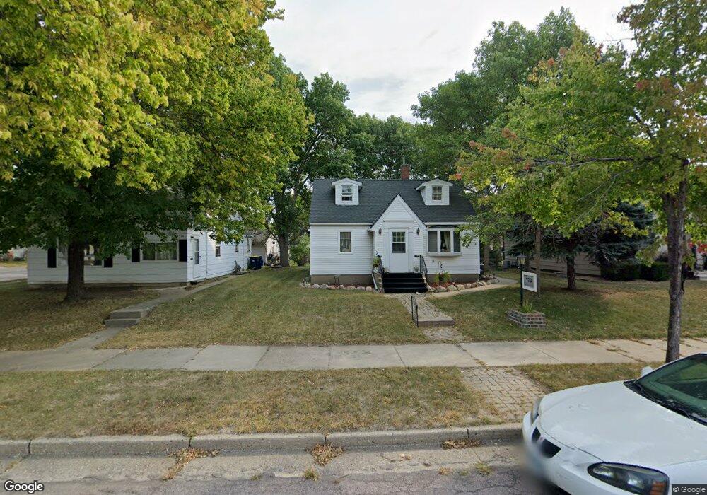 926 N Franklin St, New Ulm, MN 56073 - photo 1