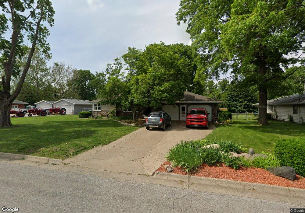 2716 E Madison Ave, Des Moines, IA 50317 - photo 1