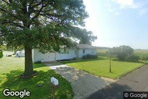109 4th St, Calamus, IA 52729