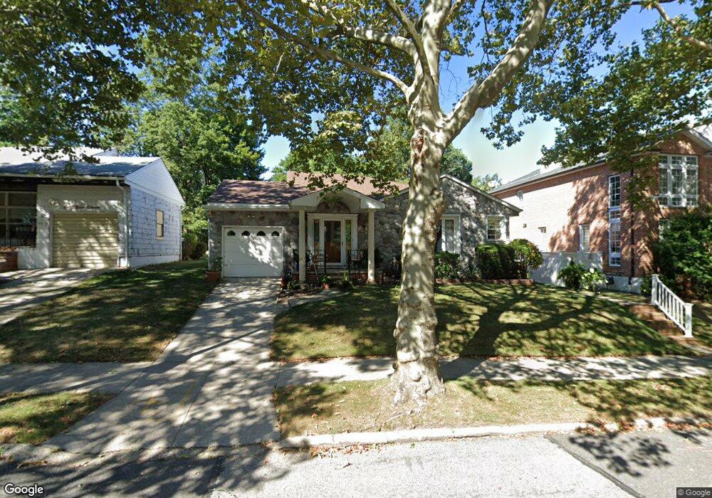 6917 260th Place, Glen Oaks, NY 11004 - photo 1