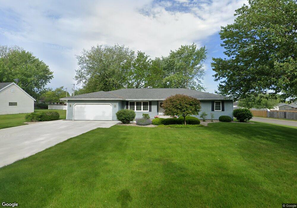 604 N Williams St, Nappanee, IN 46550 - photo 1