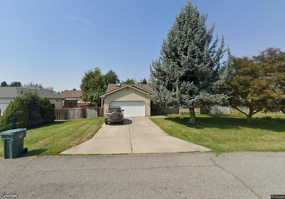 8637 N Maple St, Hayden, ID 83835 - photo 1