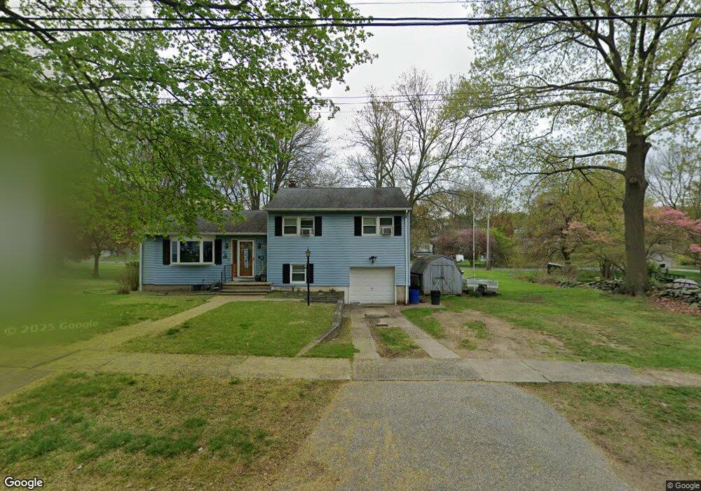 610 Silver Ln, Stratford, CT 06614 - photo 1