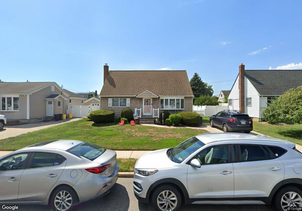 4048 Maywood Dr, Seaford, NY 11783 - photo 1