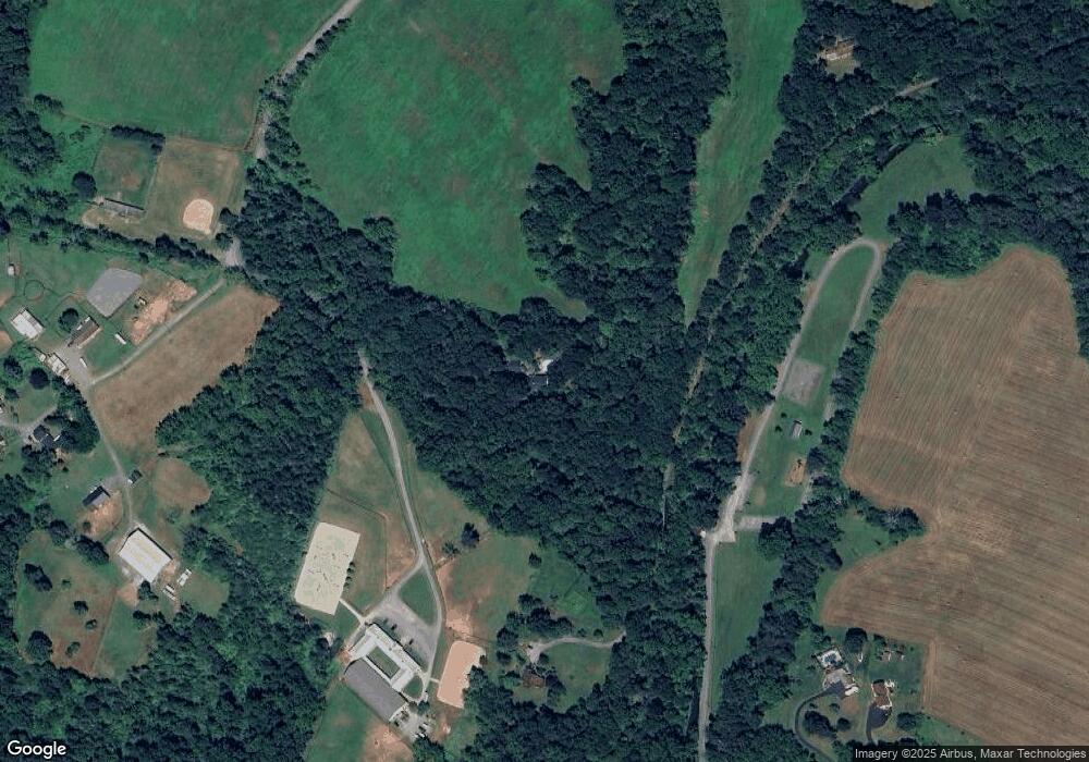 171 Grist Mill Rd, Boyertown, PA 19512 - photo 1