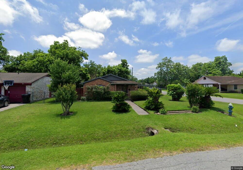 7502 Howton St, Houston, TX 77028 - photo 1