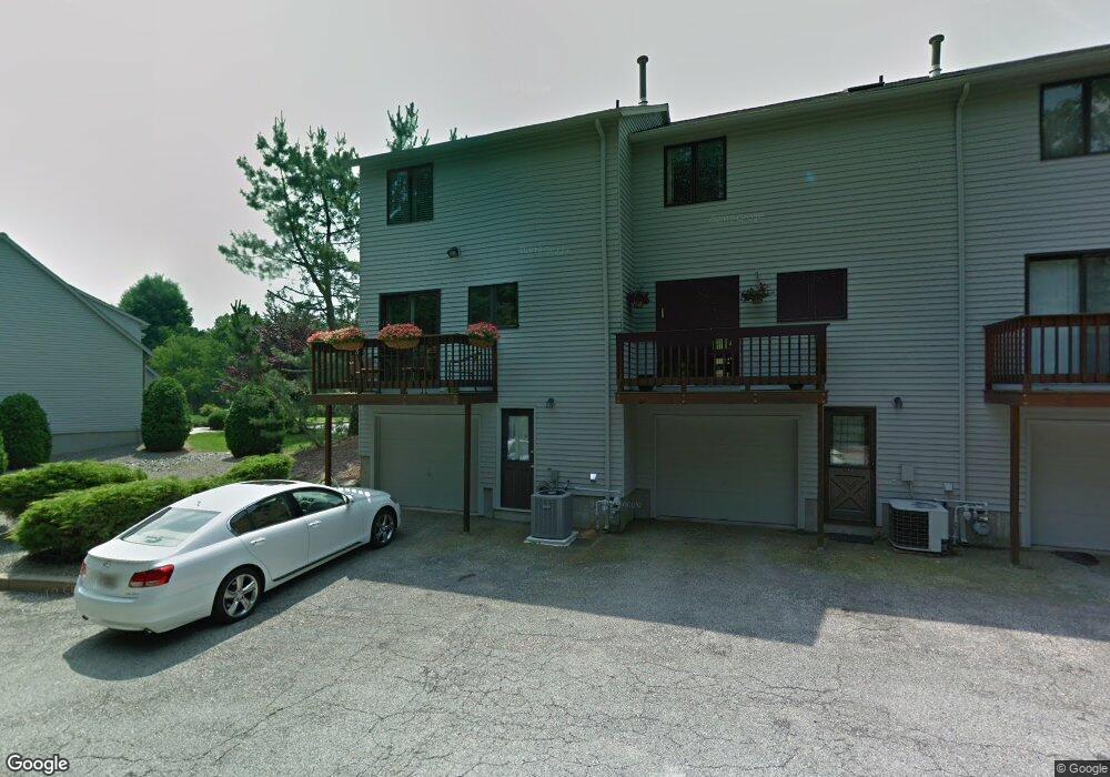 325A Scituate Ave unit 325A, Cranston, RI 02921 - photo 1