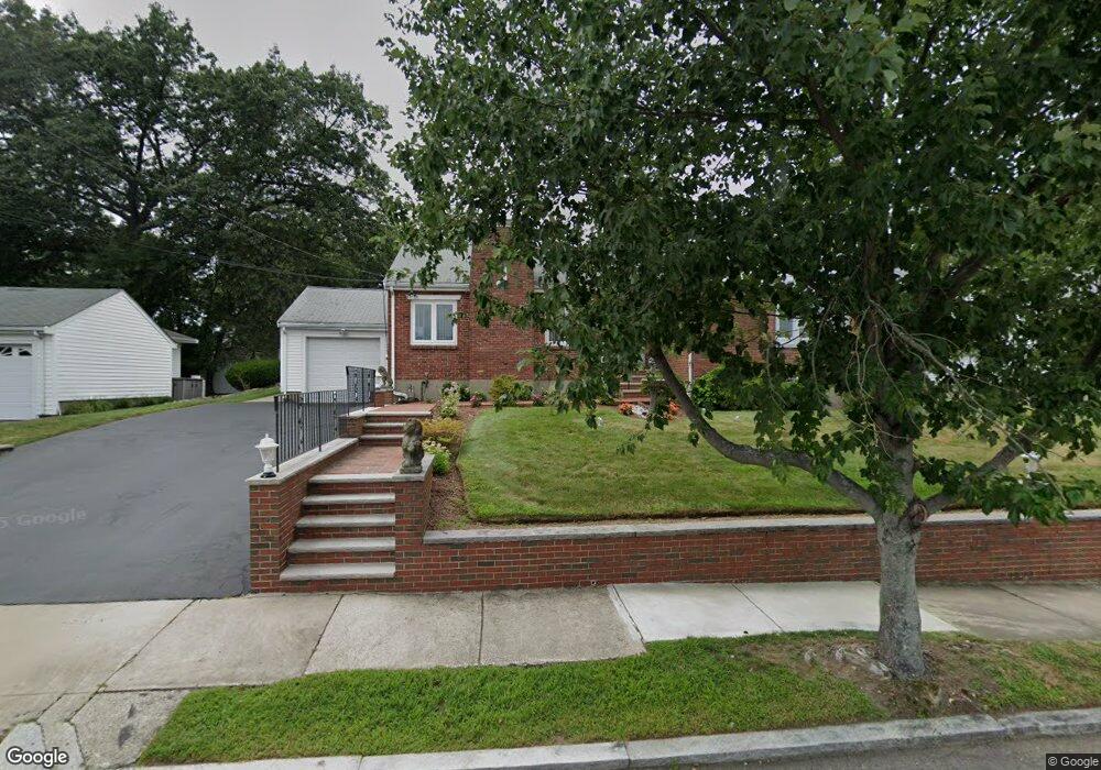 20 Girard Rd, Stoneham, MA 02180 - photo 1