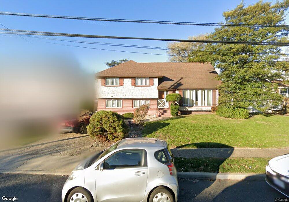 86 Murray Dr, Oceanside, NY 11572 - photo 1