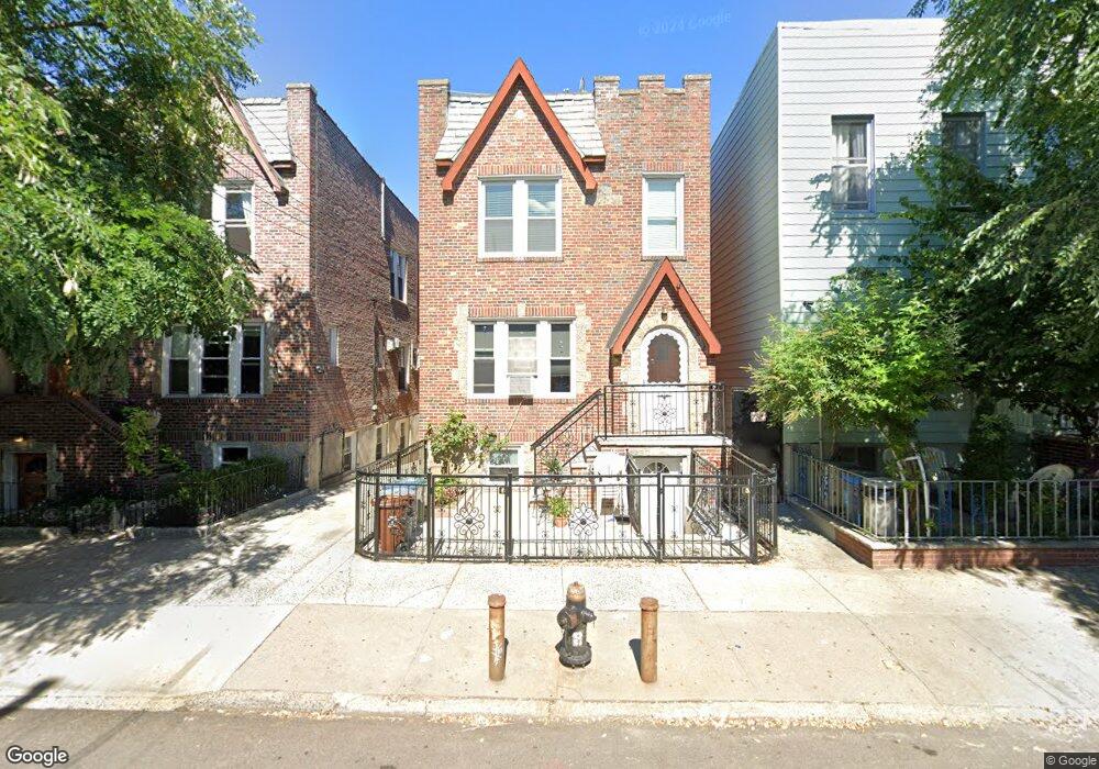 3232 46th St, Astoria, NY 11103 - photo 1