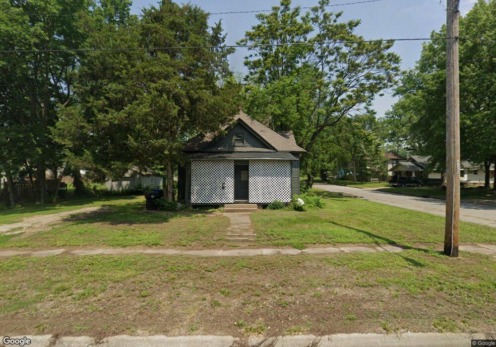 1200 SW 23rd St, Topeka, KS 66611 - photo 1