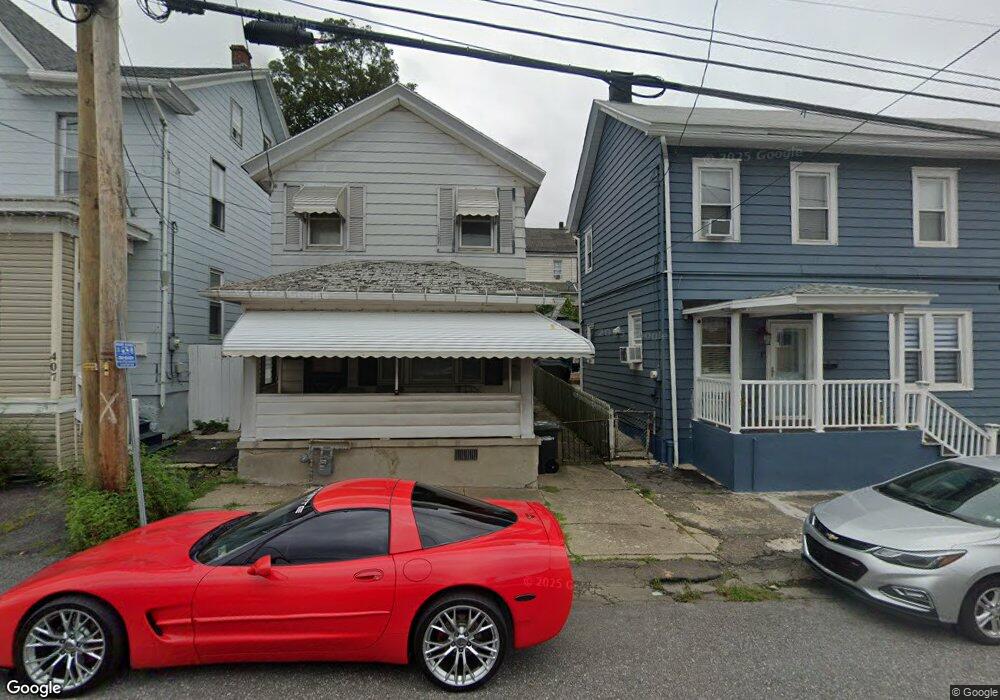 404 1/2 W Green St, Hazleton, PA 18201 - photo 1