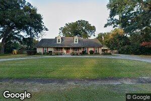 111 Melrose Ave, Savannah, GA 31410
