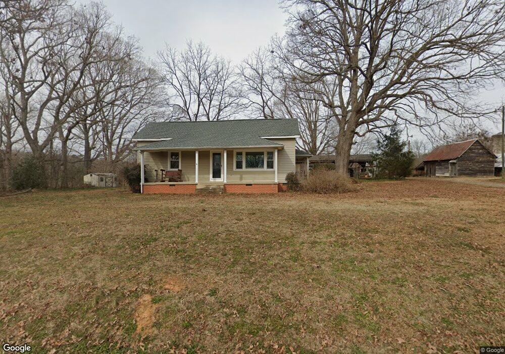 110 Whitworth Rd, Clover, SC 29710 - photo 1