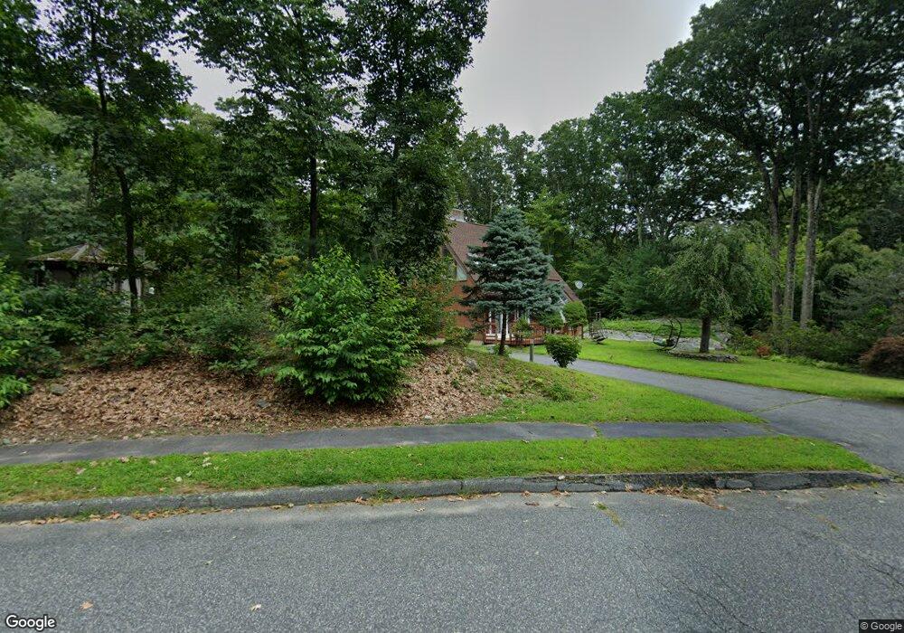 5 Violette Cir, Shrewsbury, MA 01545 - photo 1