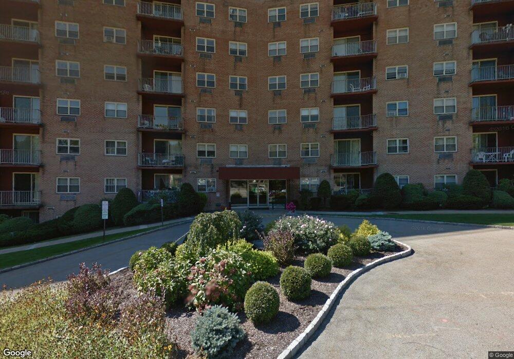 Peekskill Towers unit LL2B, Peekskill, NY 10566 - photo 1