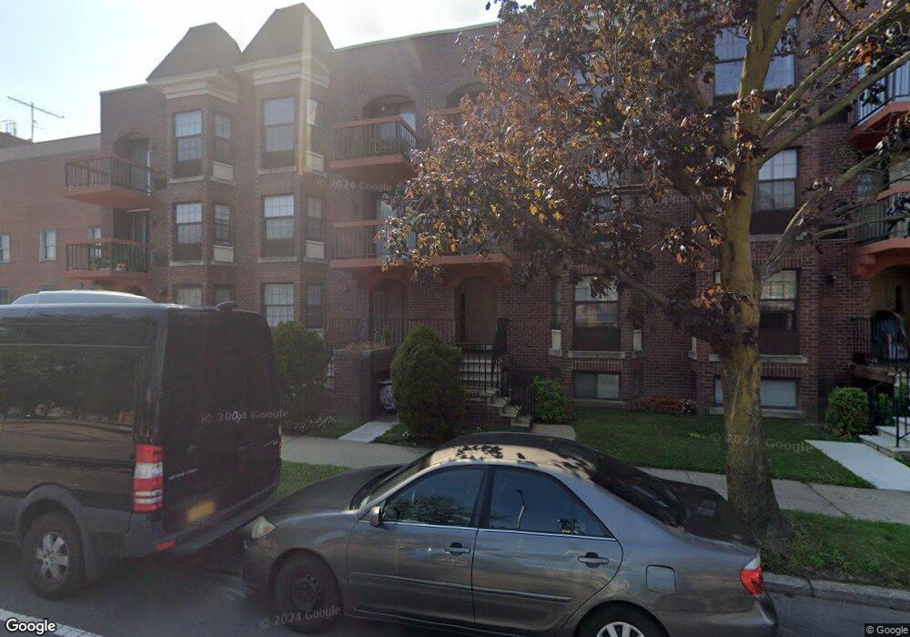 7122 164th St unit 2152, Fresh Meadows, NY 11365 - photo 1