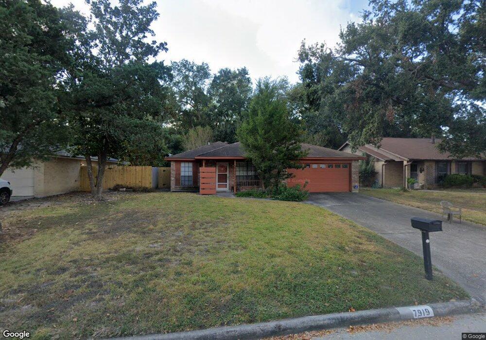 7919 Salge Dr, Houston, TX 77040 - photo 1
