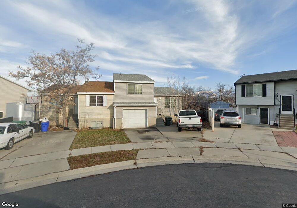 9043 Kenyon Cir, West Jordan, UT 84088 - photo 1
