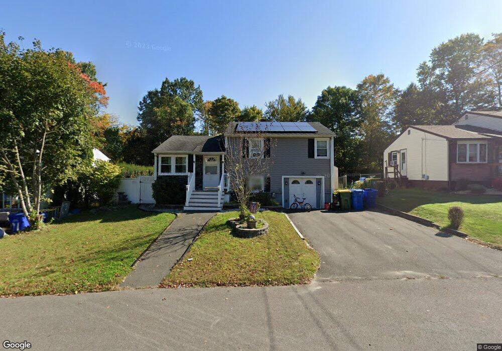 97 Shadee Ln, Waterbury, CT 06706 - photo 1